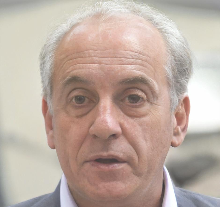 Esteban Morales, Director de Programas Educativos
